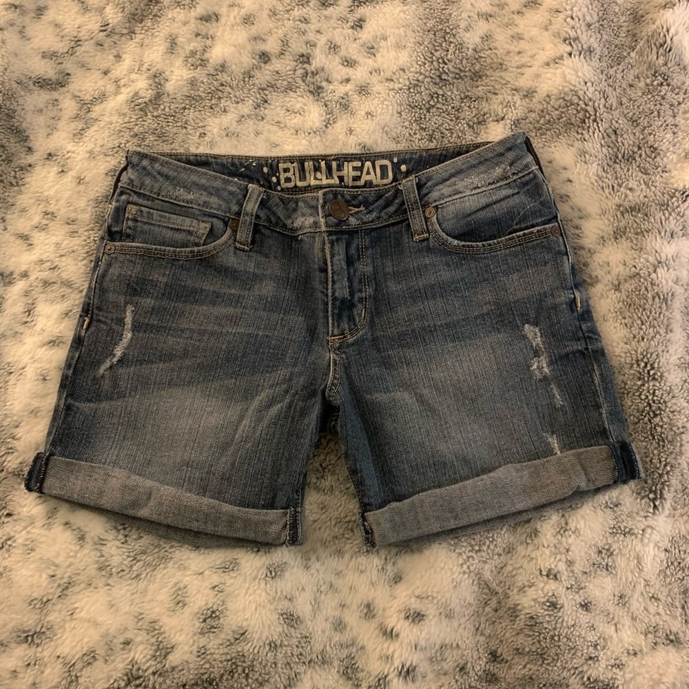 Bullhead denim shorts size 1 (juniors)